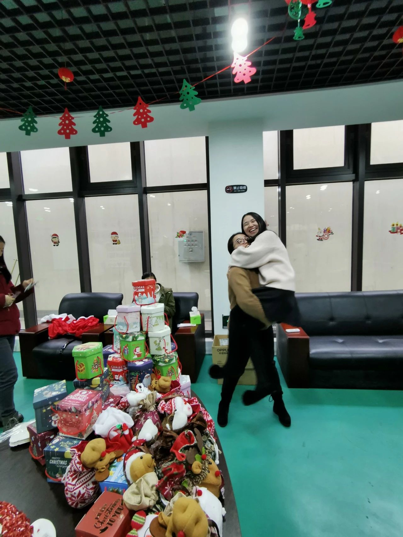 圣誕主題生日趴 | 濃情暖意平安夜，誕愿有你共前行