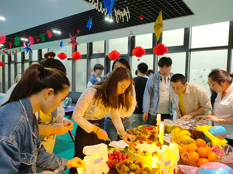 員工集體生日會｜溫馨五月，感恩有你，攜手同行